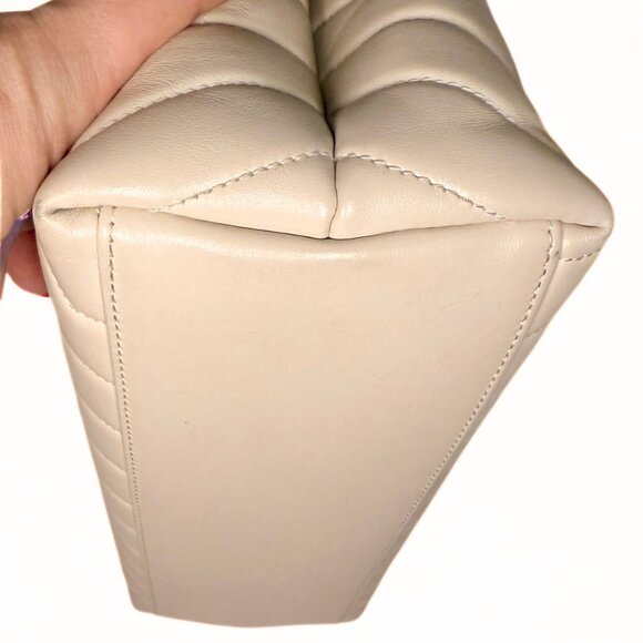 YSL Cream Loulou Medium in Matelasse Lambskin, Chevron Quilted - Picture 5 of 14